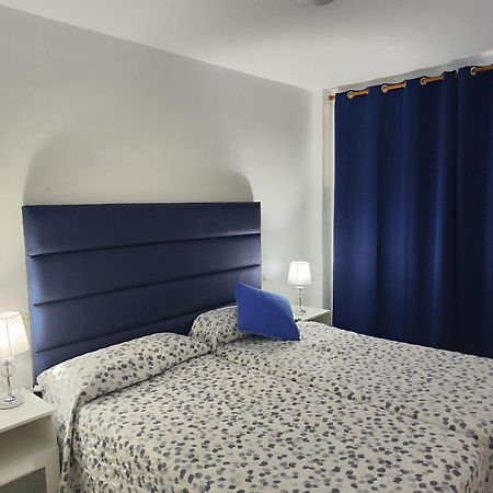 Comodoro Magnifico Apartamento En La Playa Los Cristianos  Zewnętrze zdjęcie